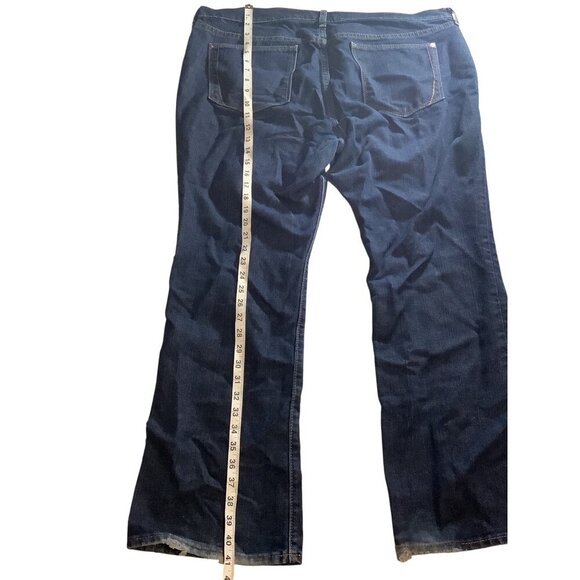 Old Navy The Flirt Womens Denim Jeans Mid Rise Stretch Blue Sz 18 Short Bootcut - Picture 7 of 13